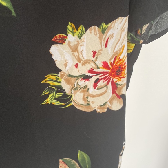 3 for 20$ 🌷 - Picture 2 of 5